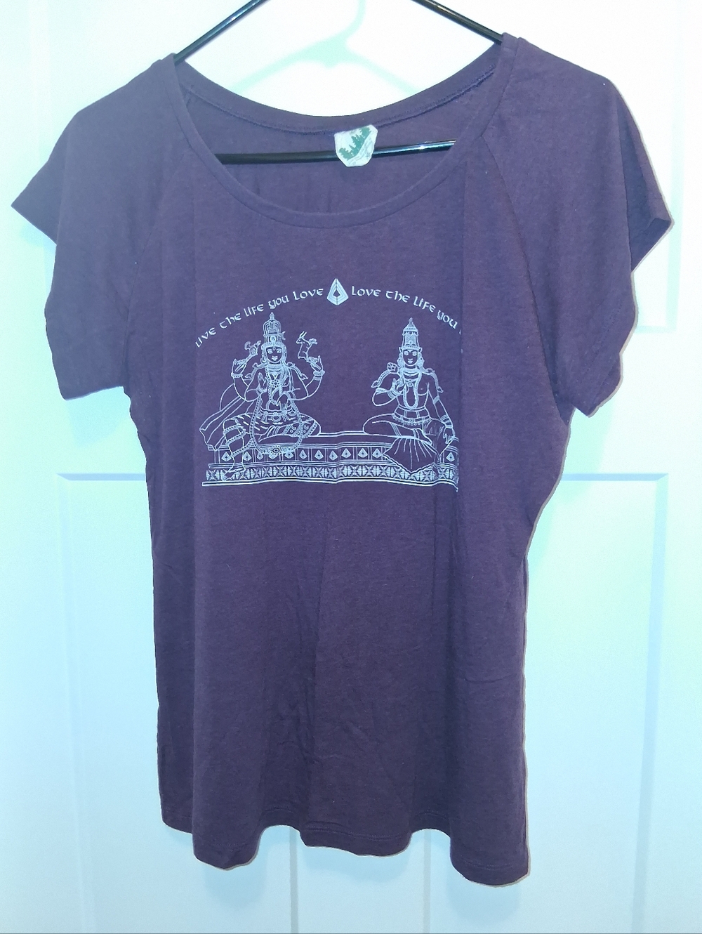 Size XL Plum Graphic Short-Sleeve Tee - Live The Life You Love